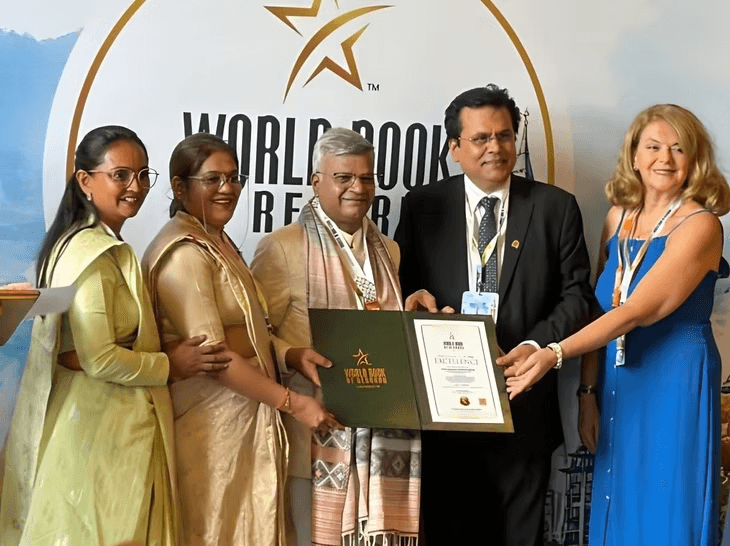 Kotyark's Managing Director receiving the World Book of Records certificate